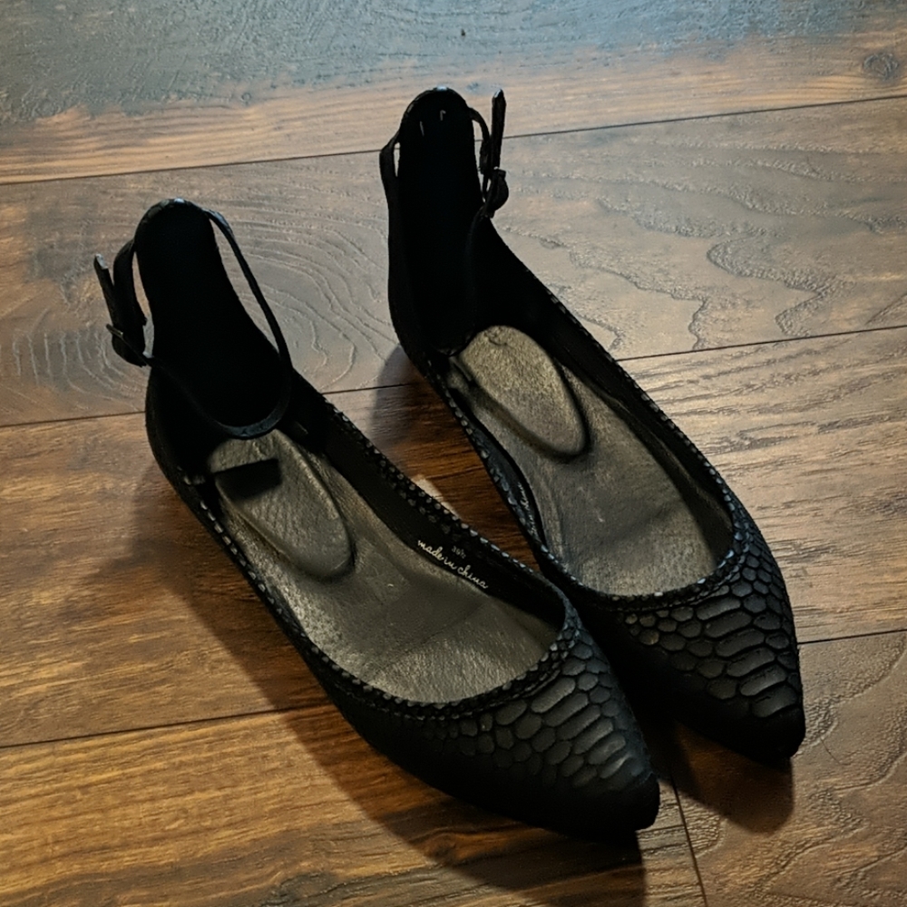 Joie Black Leather Faux Snakeskin Flats